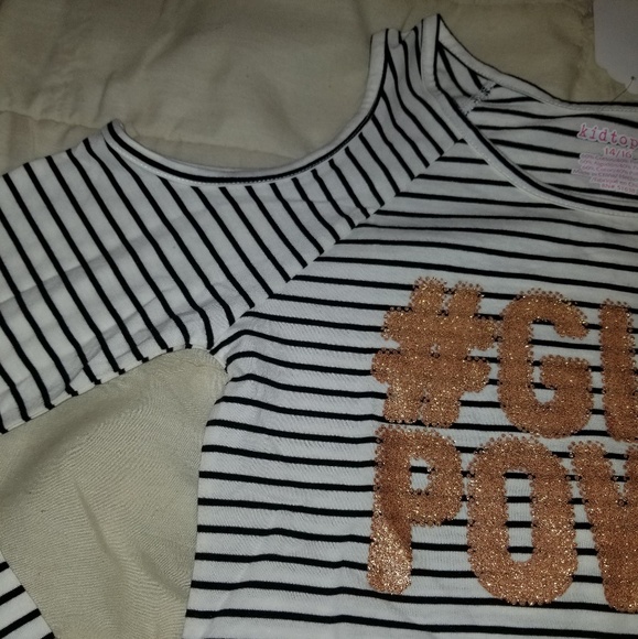 Kidtopia Cold Shoulder Tee - Picture 4 of 5